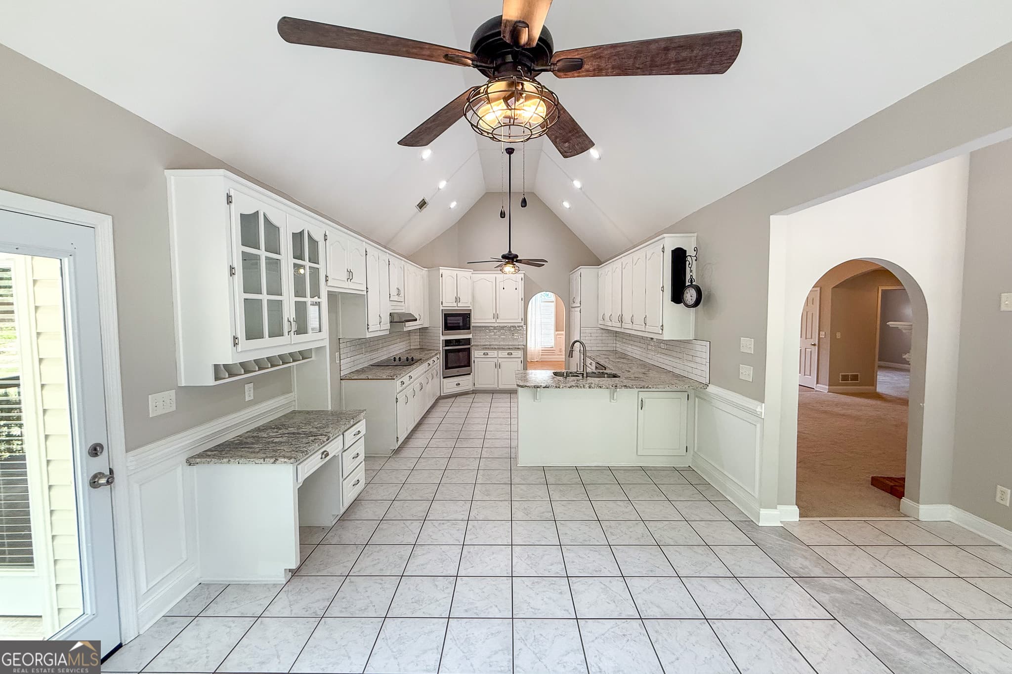 5 bedroom, 3.5 bathroom, 4,738 sq ft single family residence for sale at 6015 Cedar Lake Trail, Loganville, GA 30052 — photo 3