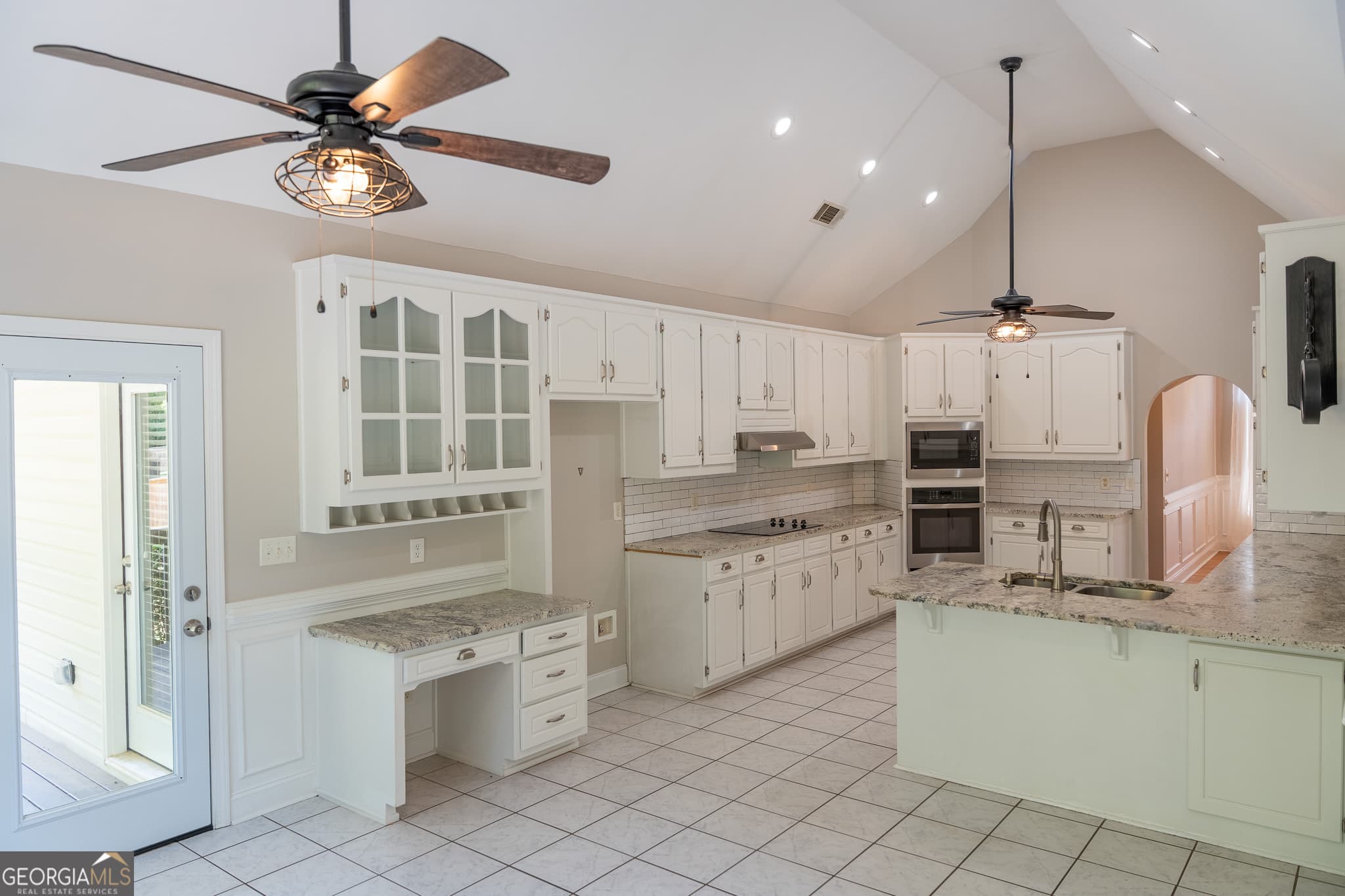 5 bedroom, 3.5 bathroom, 4,738 sq ft single family residence for sale at 6015 Cedar Lake Trail, Loganville, GA 30052 — photo 5
