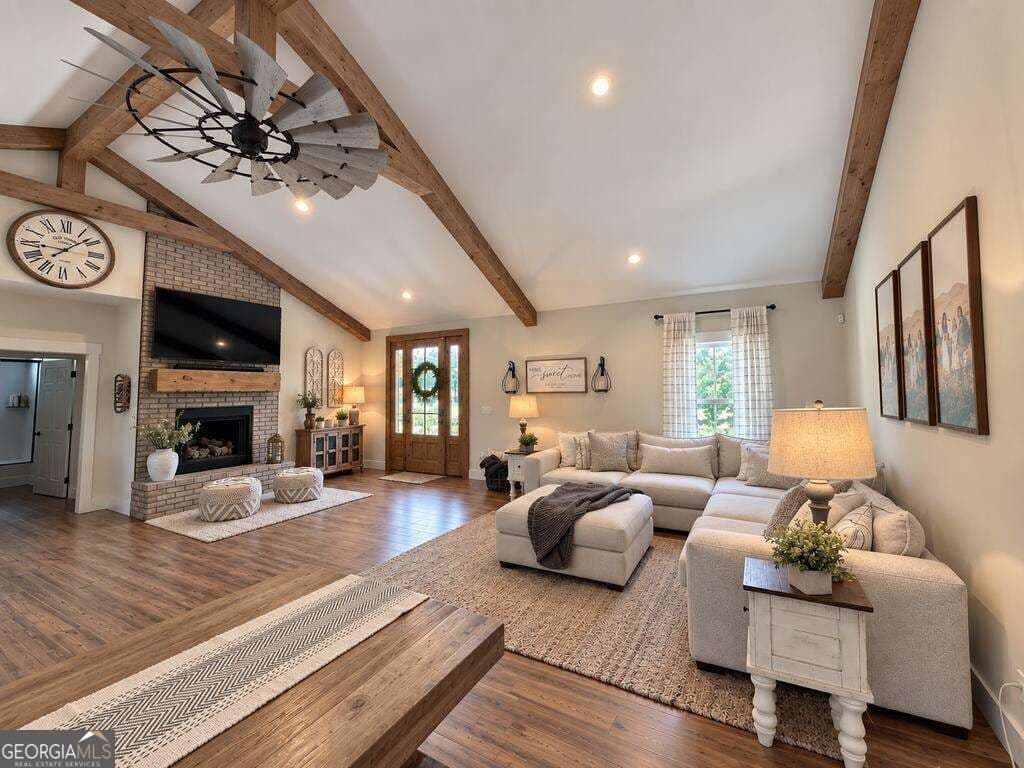 5 bedroom, 4 bathroom, 2,898 sq ft cabin,single family residence for sale at 353 Sowers Road, Blue Ridge, GA 30513 — photo 3