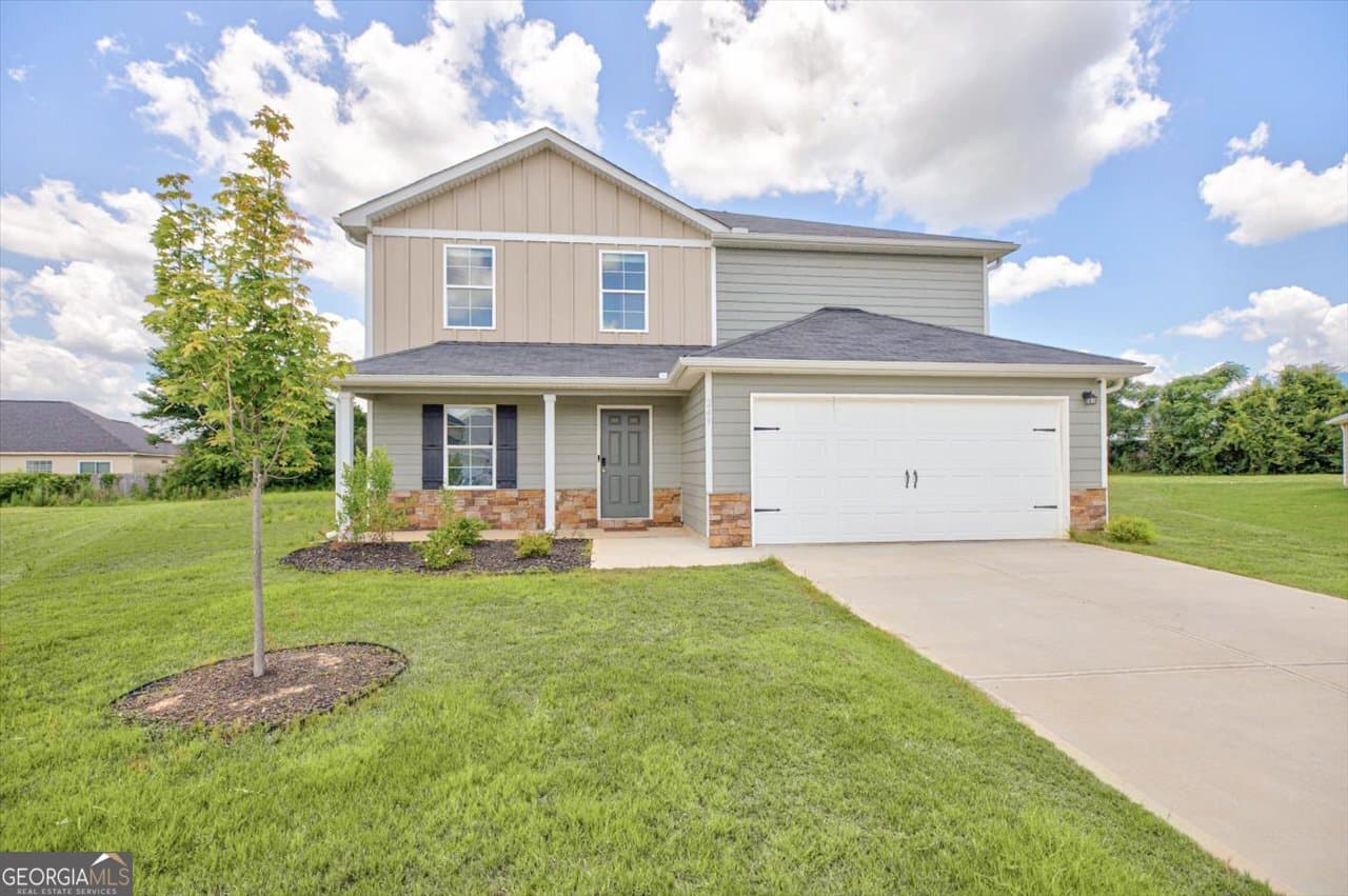 5 bedroom, 3 bathroom, 2,180 sq ft single family residence for sale at 249 Isabella Way, Byron, GA 31008 — photo 3
