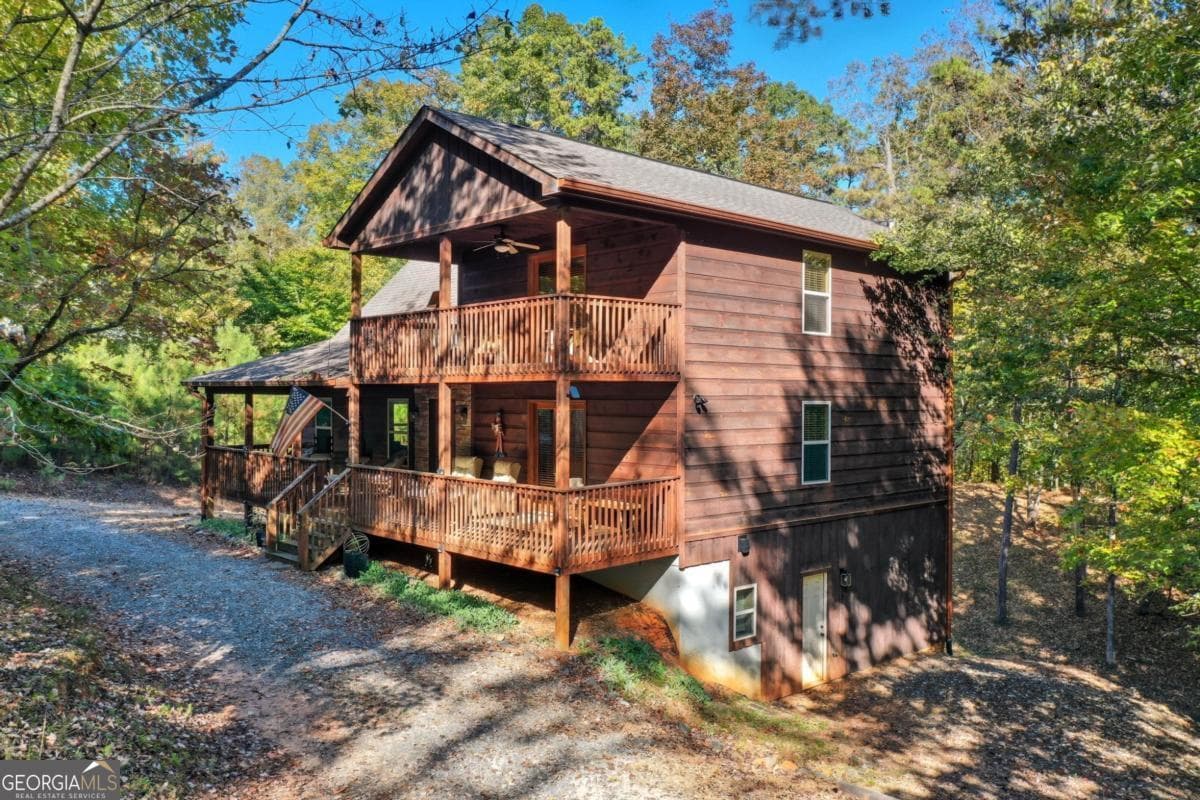 4 bedroom, 3.5 bathroom, 2,904 sq ft cabin,single family residence for sale at 441 Carlisle Drive 2955, Ellijay, GA 30540