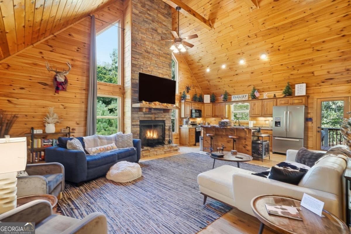 4 bedroom, 3.5 bathroom, 2,904 sq ft cabin,single family residence for sale at 441 Carlisle Drive 2955, Ellijay, GA 30540 — photo 10