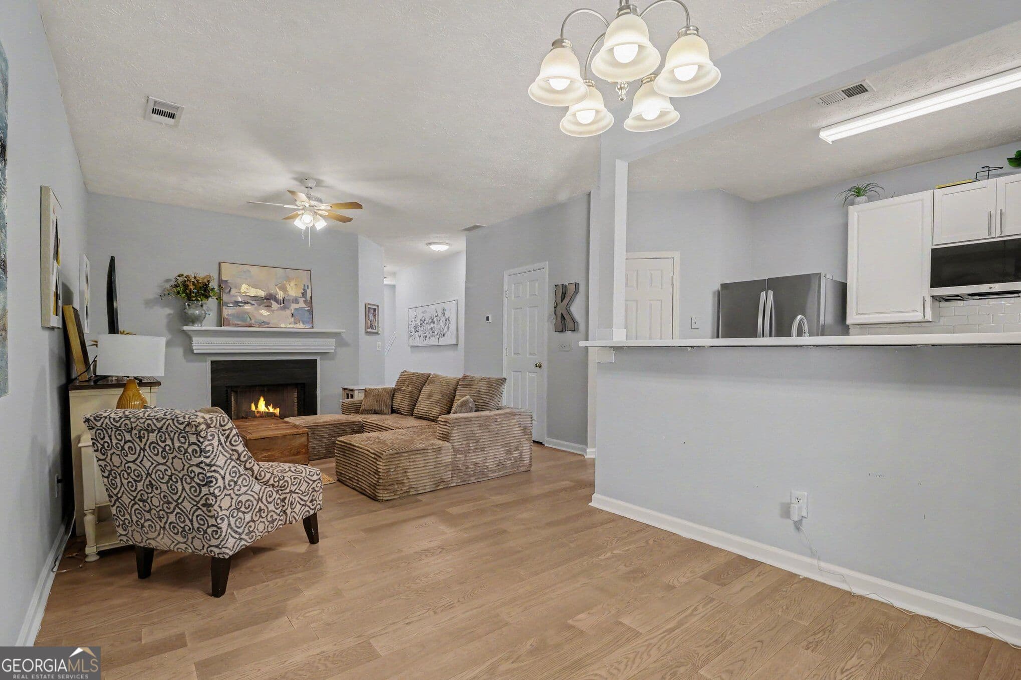 3 bedroom, 3 bathroom, 1,564 sq ft townhouse for sale at 5840 Terremont Circle, Norcross, GA 30093 — photo 6