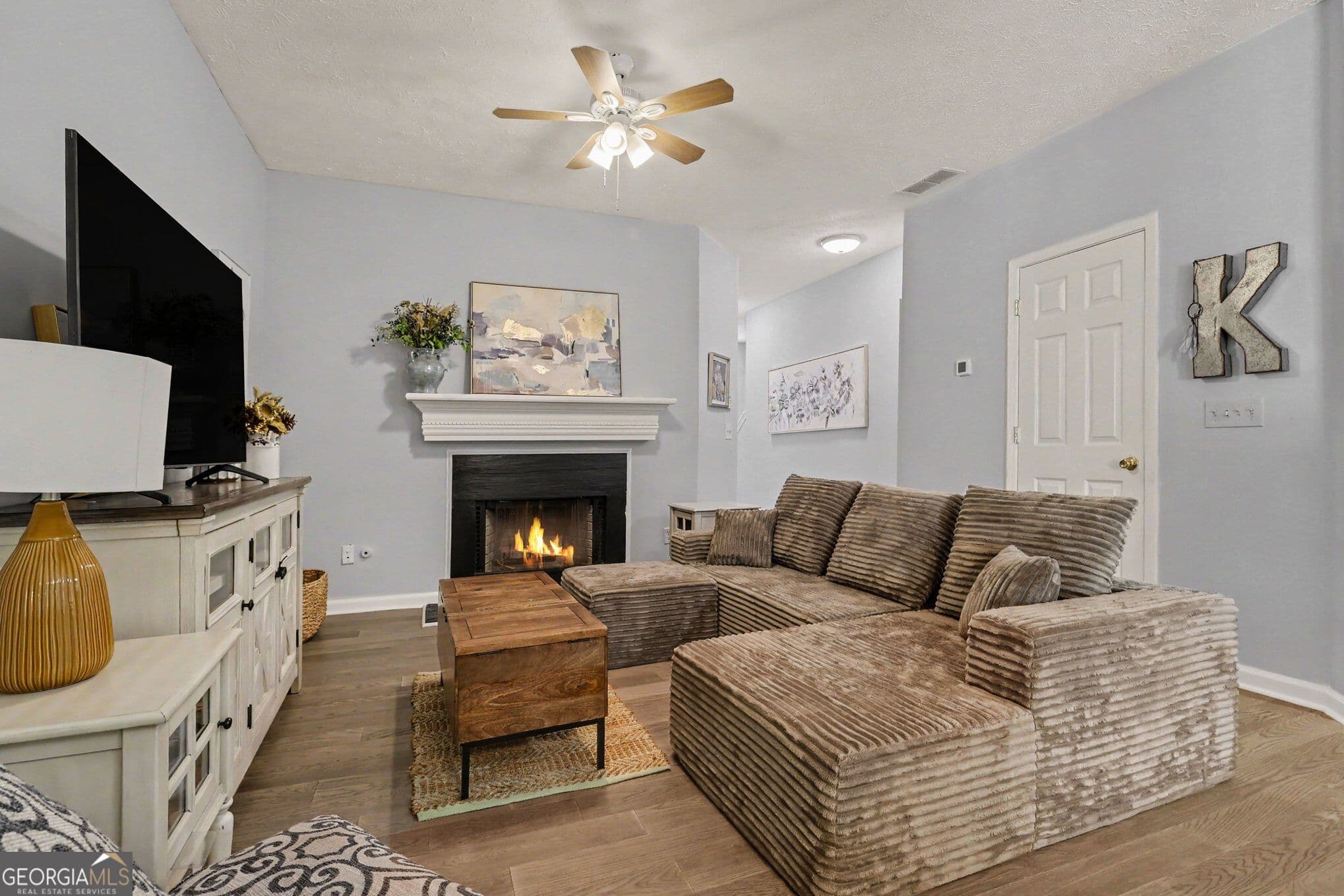 3 bedroom, 3 bathroom, 1,564 sq ft townhouse for sale at 5840 Terremont Circle, Norcross, GA 30093 — photo 7