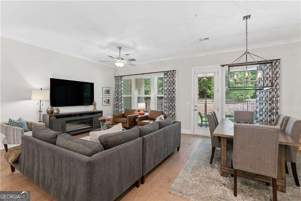 3 bedroom, 2.5 bathroom, 2,133 sq ft townhouse for sale at 1090 Harper Drive, Alpharetta, GA 30076 — photo 6