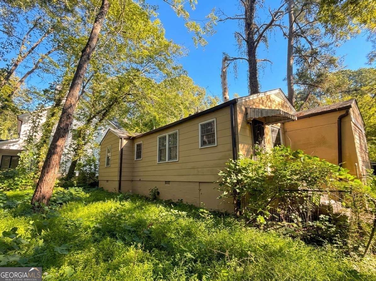 3 bedroom, 2 bathroom, 1,148 sq ft single family residence for sale at 2133 Woodberry Avenue, East Point, GA 30344 — photo 2