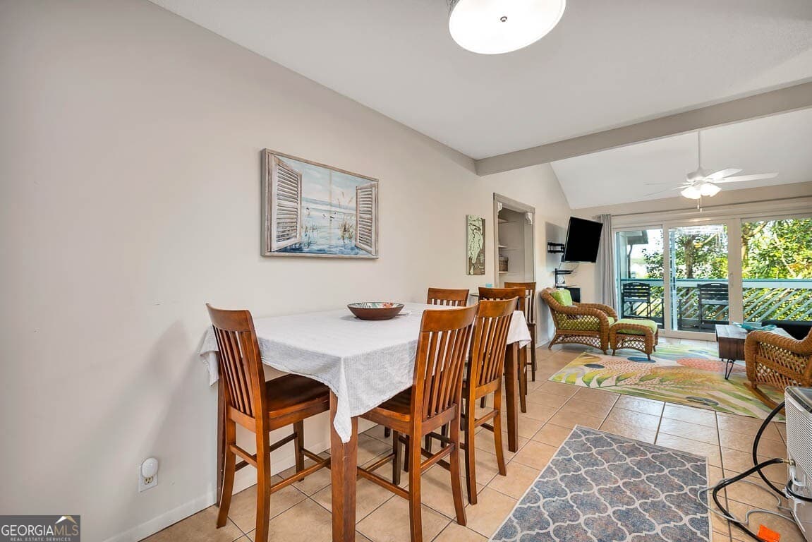 3 bedroom, 2 bathroom, 1,086 sq ft condominium for sale at 100 Blair Road D8, St. Simons, GA 31522 — photo 9