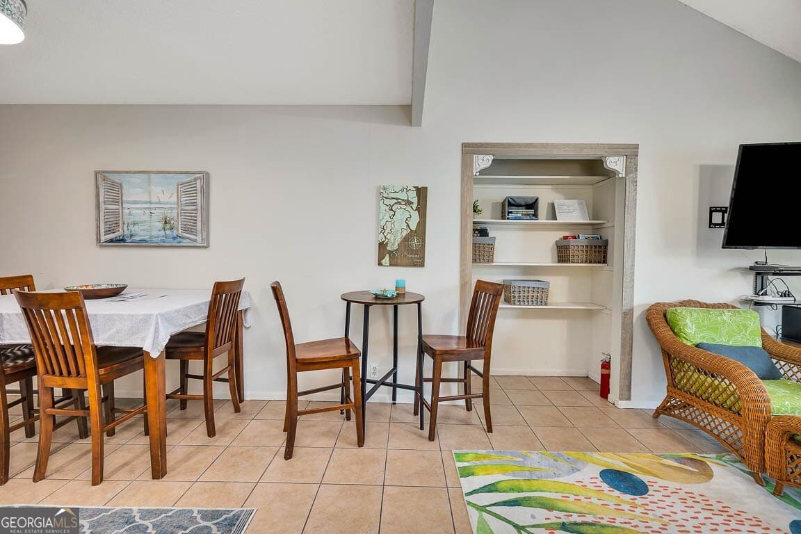 3 bedroom, 2 bathroom, 1,086 sq ft condominium for sale at 100 Blair Road D8, St. Simons, GA 31522 — photo 8