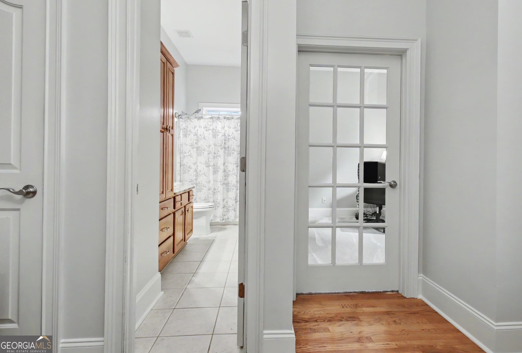 5 bedroom, 3 bathroom, 3,790 sq ft single family residence for sale at 117 Crown Court, Peachtree City, GA 30269 — photo 7
