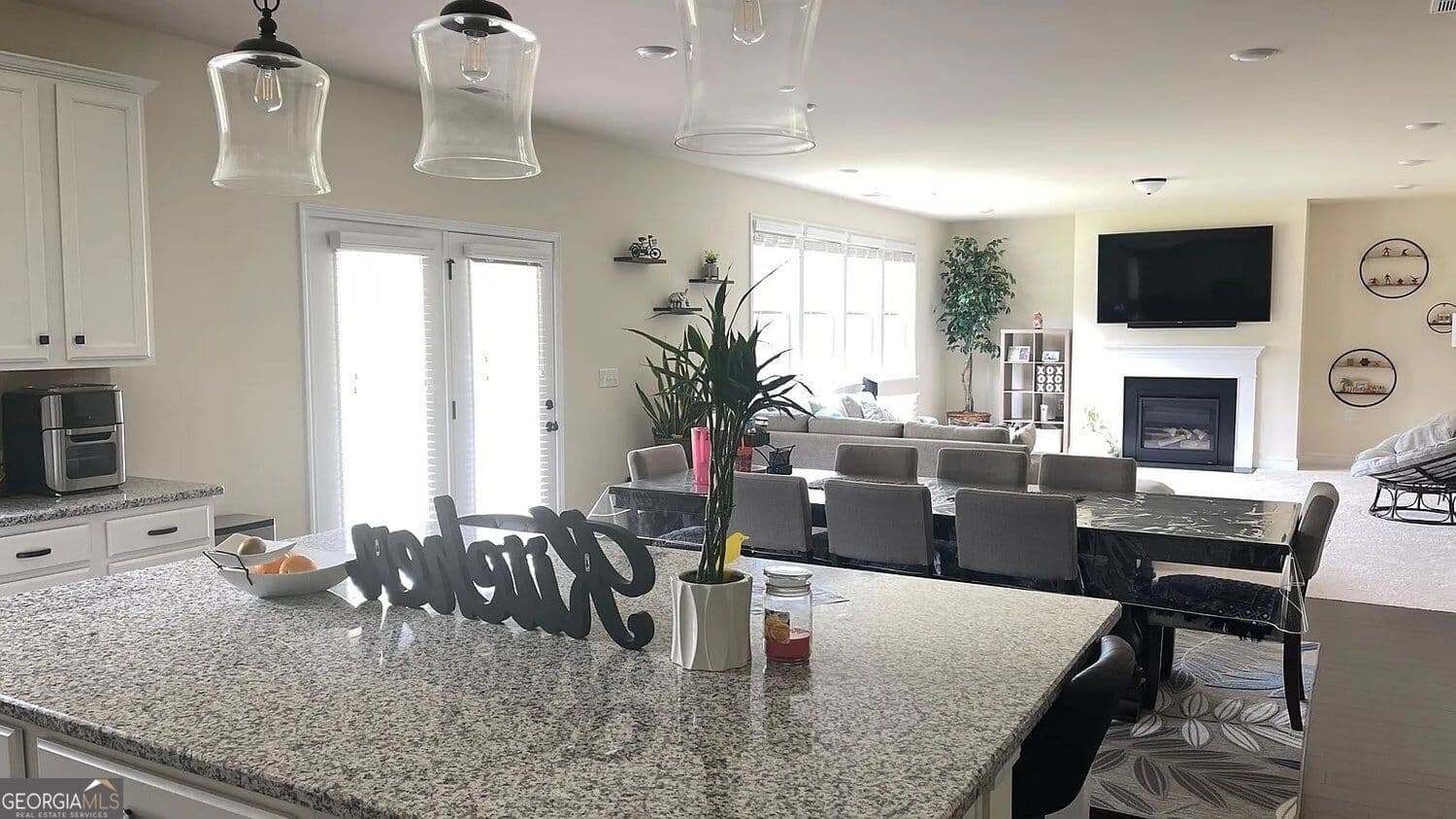 5 bedroom, 4 bathroom, 3,999 sq ft single family residence for rent at 7620 Farrow Pass Circle, Cumming, GA 30028 for $3,150 a month — photo 7