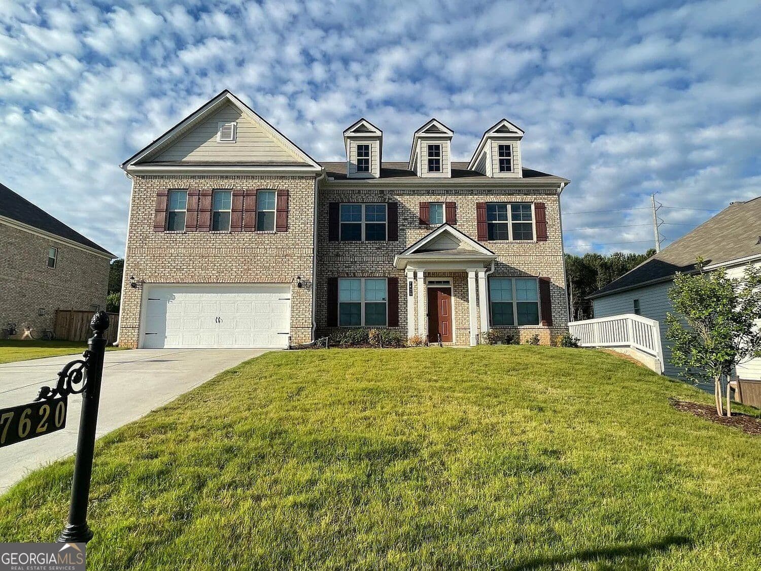 5 bedroom, 4 bathroom, 3,999 sq ft single family residence for rent at 7620 Farrow Pass Circle, Cumming, GA 30028 for $3,150 a month