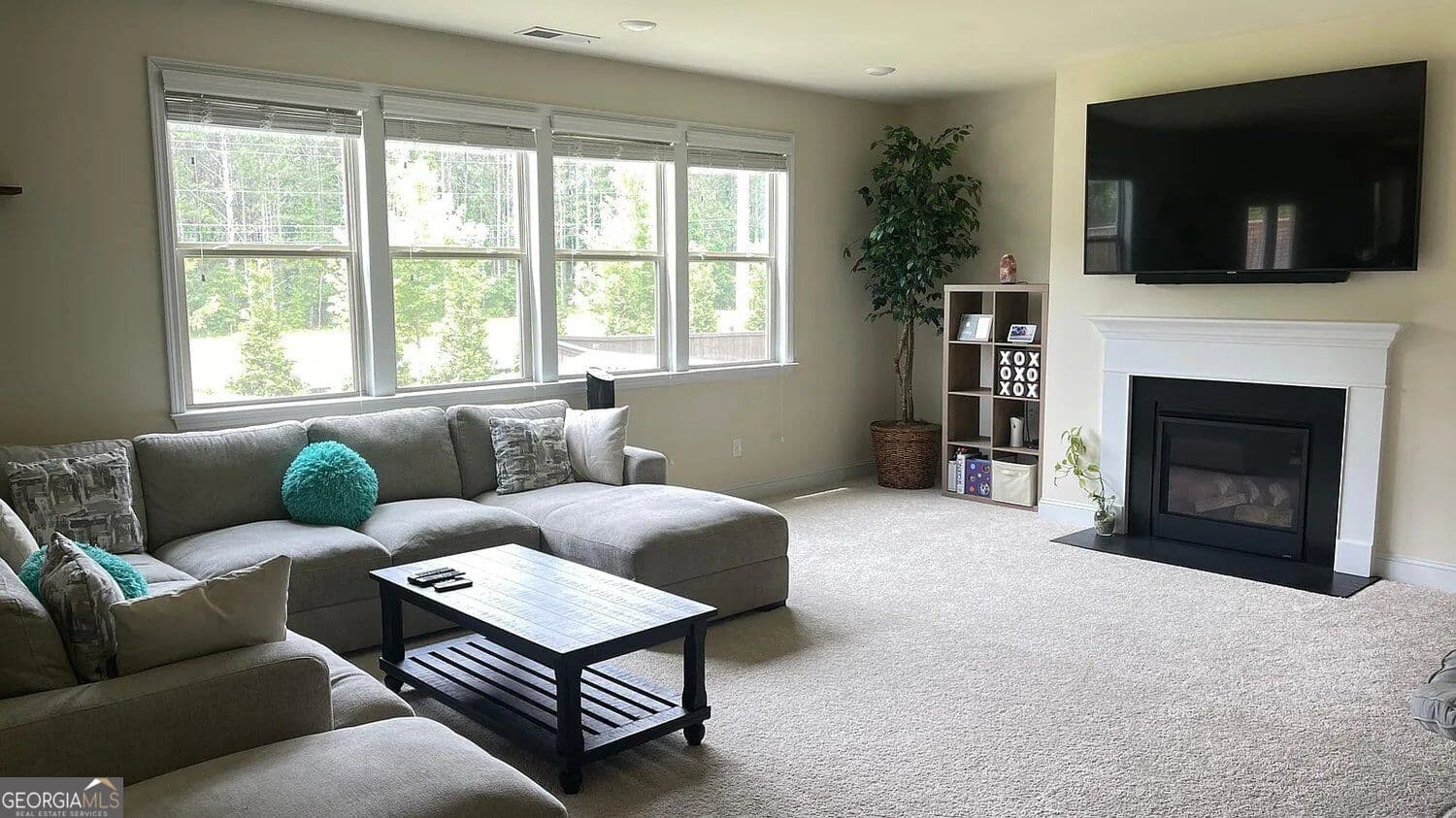 5 bedroom, 4 bathroom, 3,999 sq ft single family residence for rent at 7620 Farrow Pass Circle, Cumming, GA 30028 for $3,150 a month — photo 4