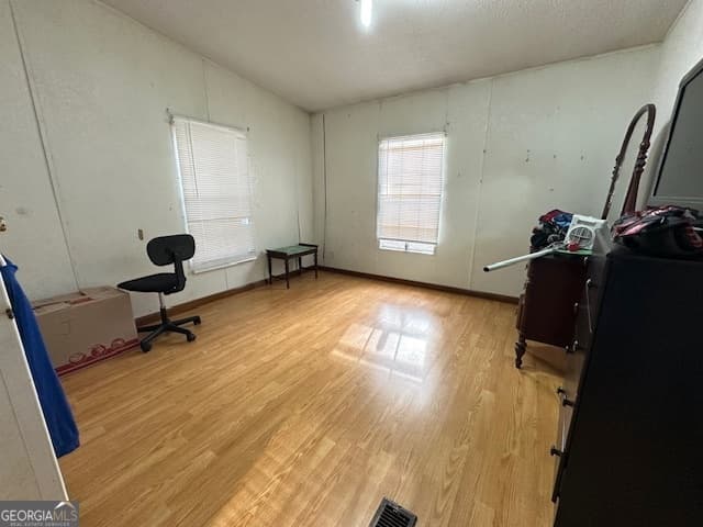 3 bedroom, 2 bathroom, 2,144 sq ft cabin,manufactured home,single family residence for sale at 112 W Little River Court, Eatonton, GA 31024 — photo 9