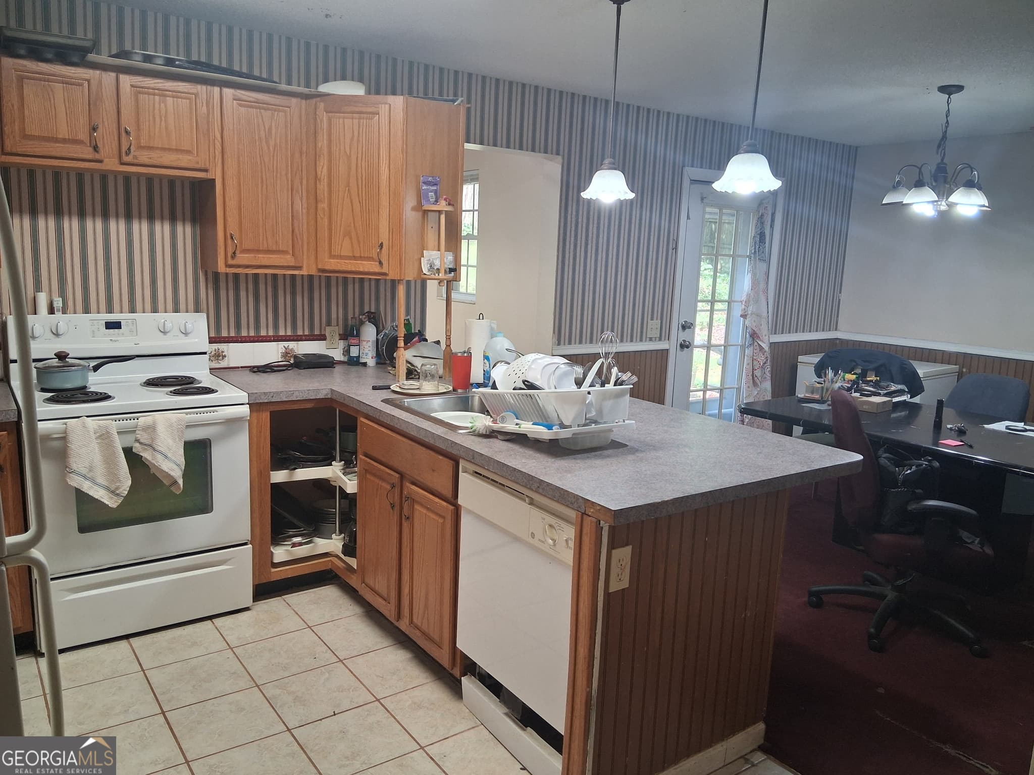 3 bedroom, 2 bathroom, 1,476 sq ft single family residence for sale at 134 Old Draketown Pass, Temple, GA 30179 — photo 4