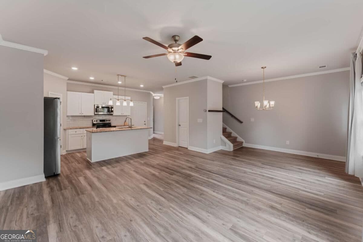 3 bedroom, 2.5 bathroom, 1,732 sq ft townhouse for sale at 4401 Fulson Drive, Lilburn, GA 30047 — photo 10
