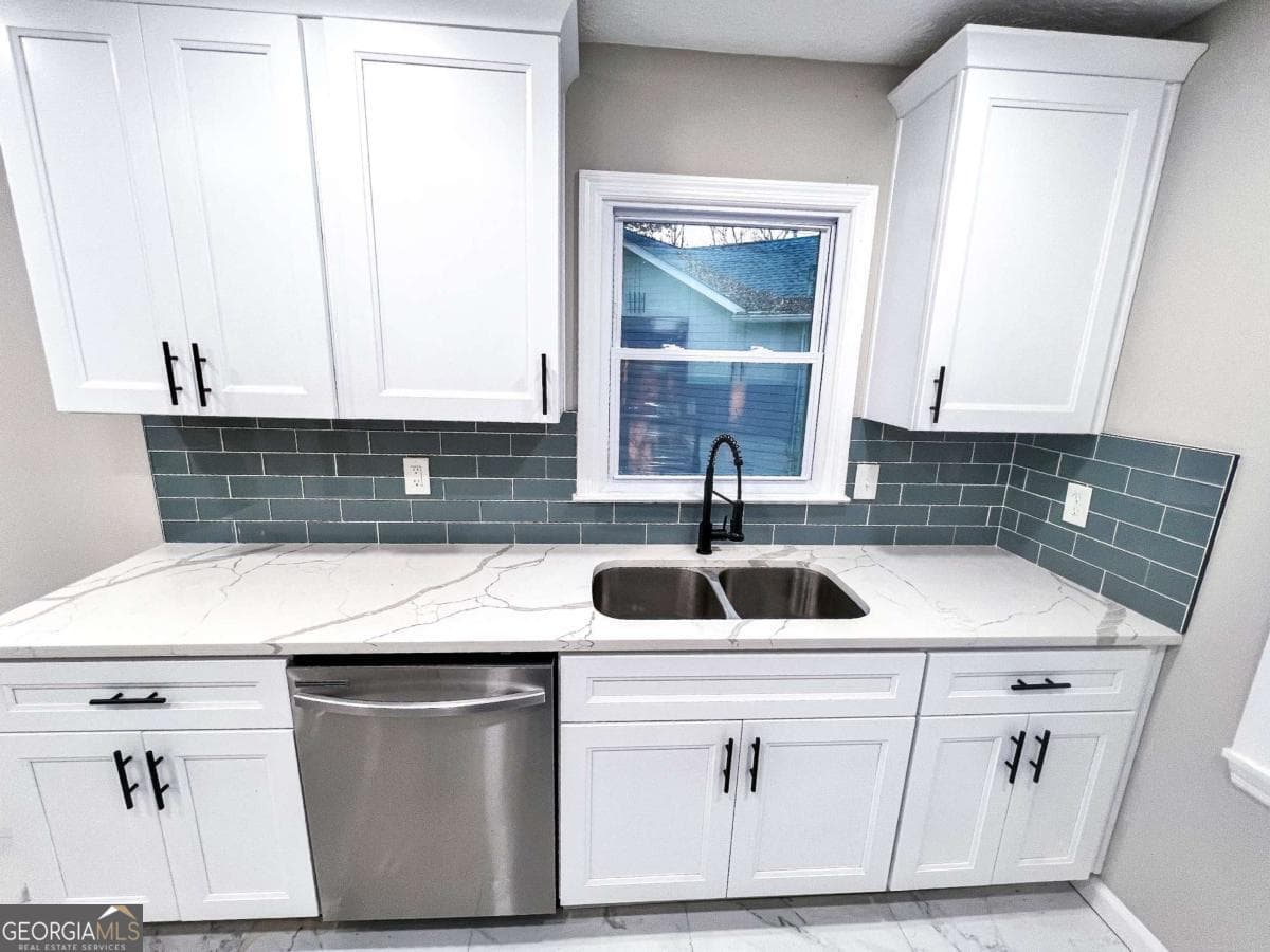 4 bedroom, 3 bathroom single family residence for sale at 6875 Graves Mill Court, Norcross, GA 30093 — photo 9