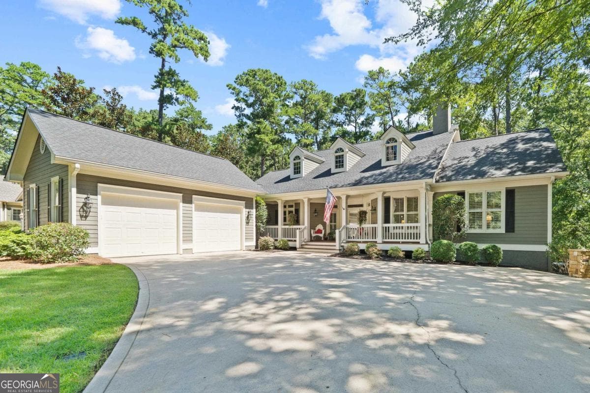 4 bedroom, 3.5 bathroom, 4,031 sq ft single family residence for sale at 1071 Eaglewood Way, Greensboro, GA 30642