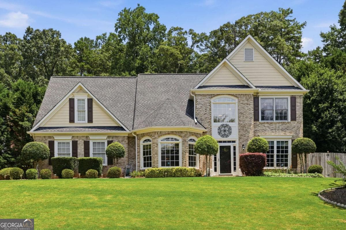 4 bedroom, 2.5 bathroom, 2,634 sq ft single family residence sold at 5555 Saddle Tree Court, Buford, GA 30518