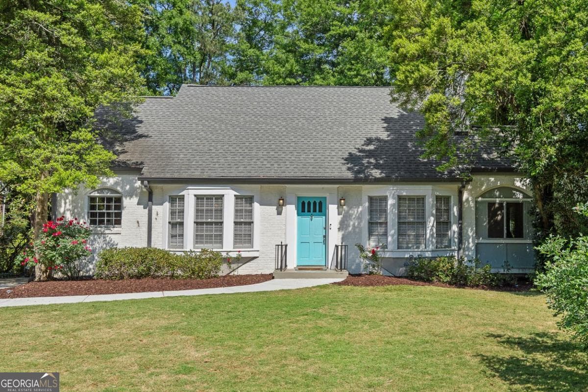 3 bedroom, 3.5 bathroom, 2,483 sq ft single family residence sold at 216 Heatherdown Road, Decatur, GA 30030