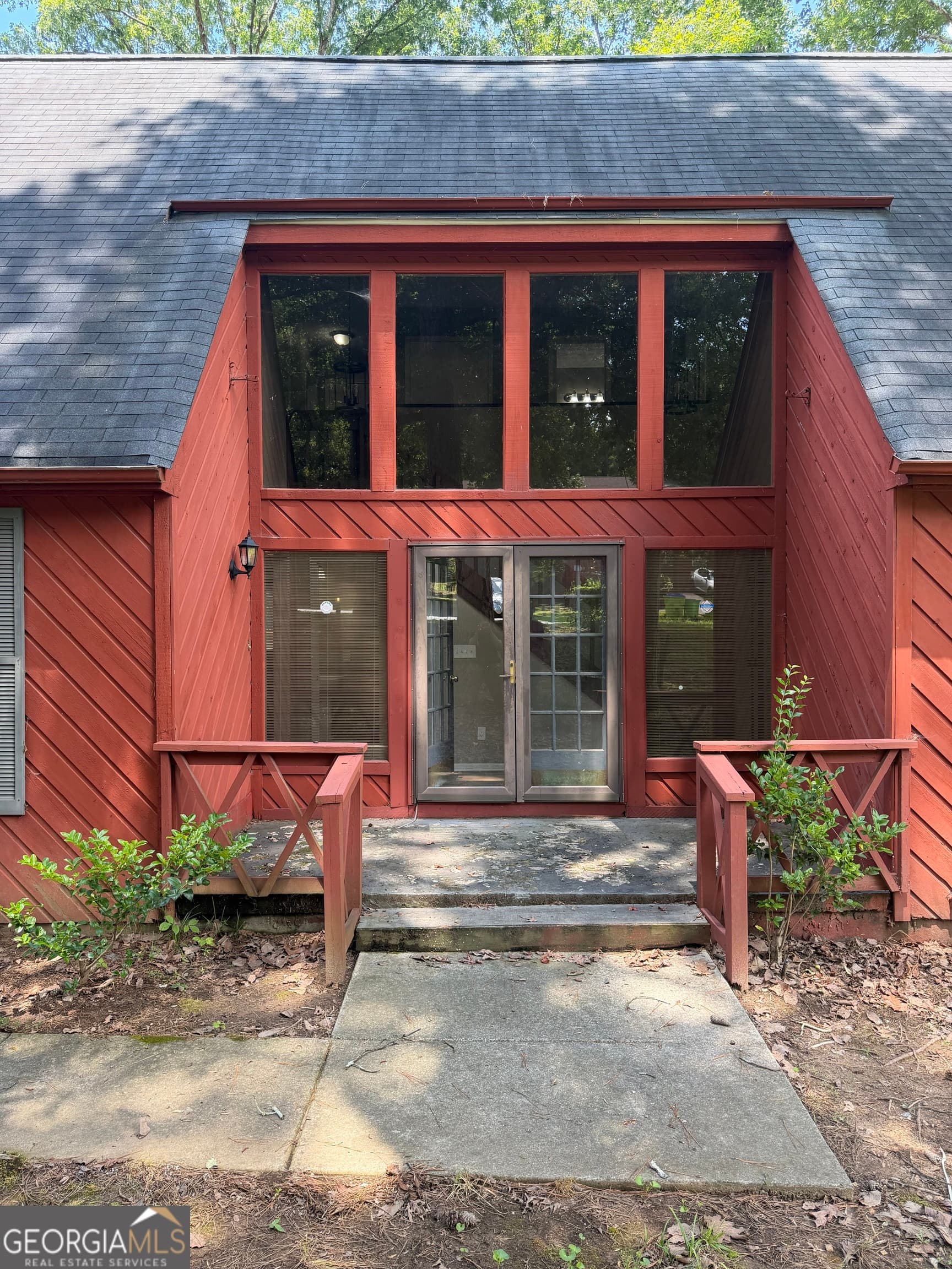 4 bedroom, 2.5 bathroom, 2,569 sq ft single family residence for rent at 1116 Aspen Log Place, Austell, GA 30168 for $2,150 a month — photo 1 of 19