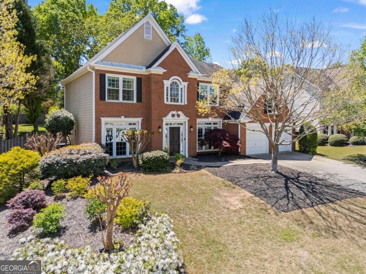 4 bedroom, 2.5 bathroom, 3,005 sq ft single family residence sold at 920 Pebblestone Court, Alpharetta, GA 30009