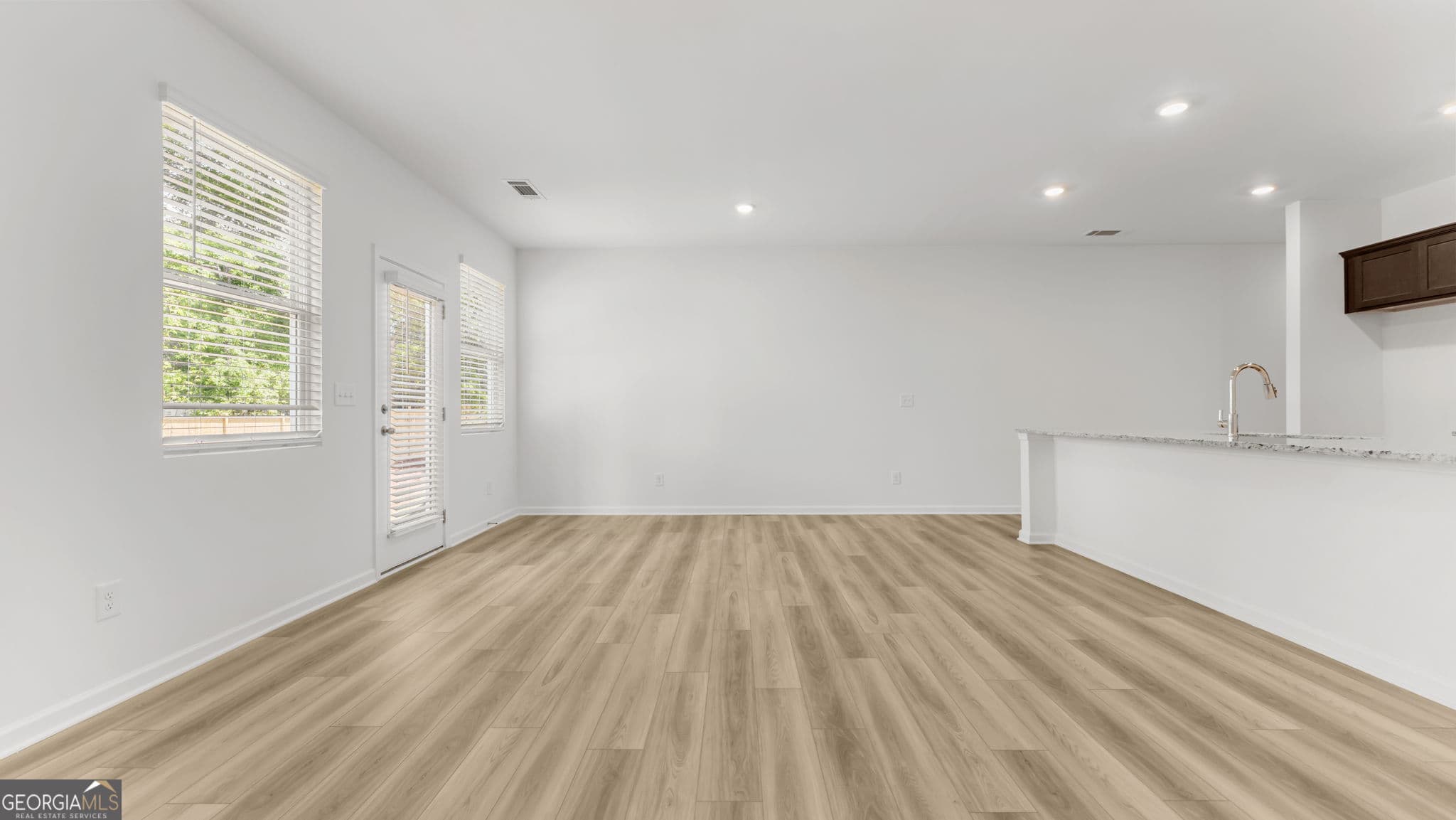 3 bedroom, 2.5 bathroom single family residence for sale at 509 Hayes Lane, Canton, GA 30115 — photo 6