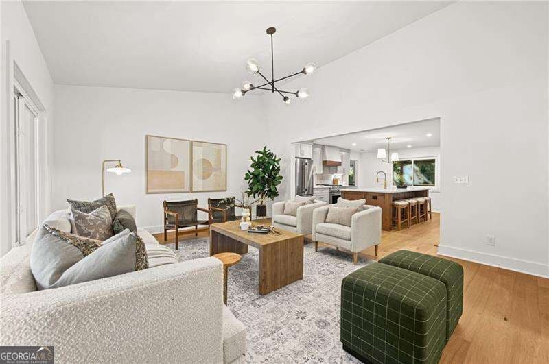 5 bedroom, 3.5 bathroom, 3,800 sq ft single family residence for sale at 675 Weatherly Lane, Sandy Springs, GA 30328 — photo 6
