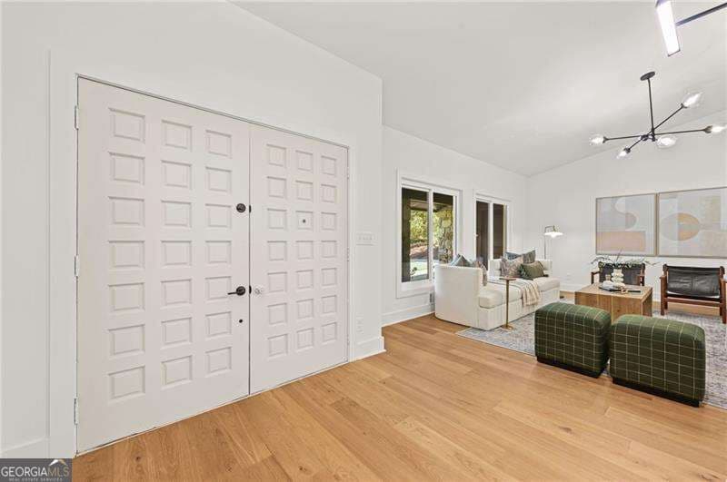 5 bedroom, 3.5 bathroom, 3,800 sq ft single family residence for sale at 675 Weatherly Lane, Sandy Springs, GA 30328 — photo 4