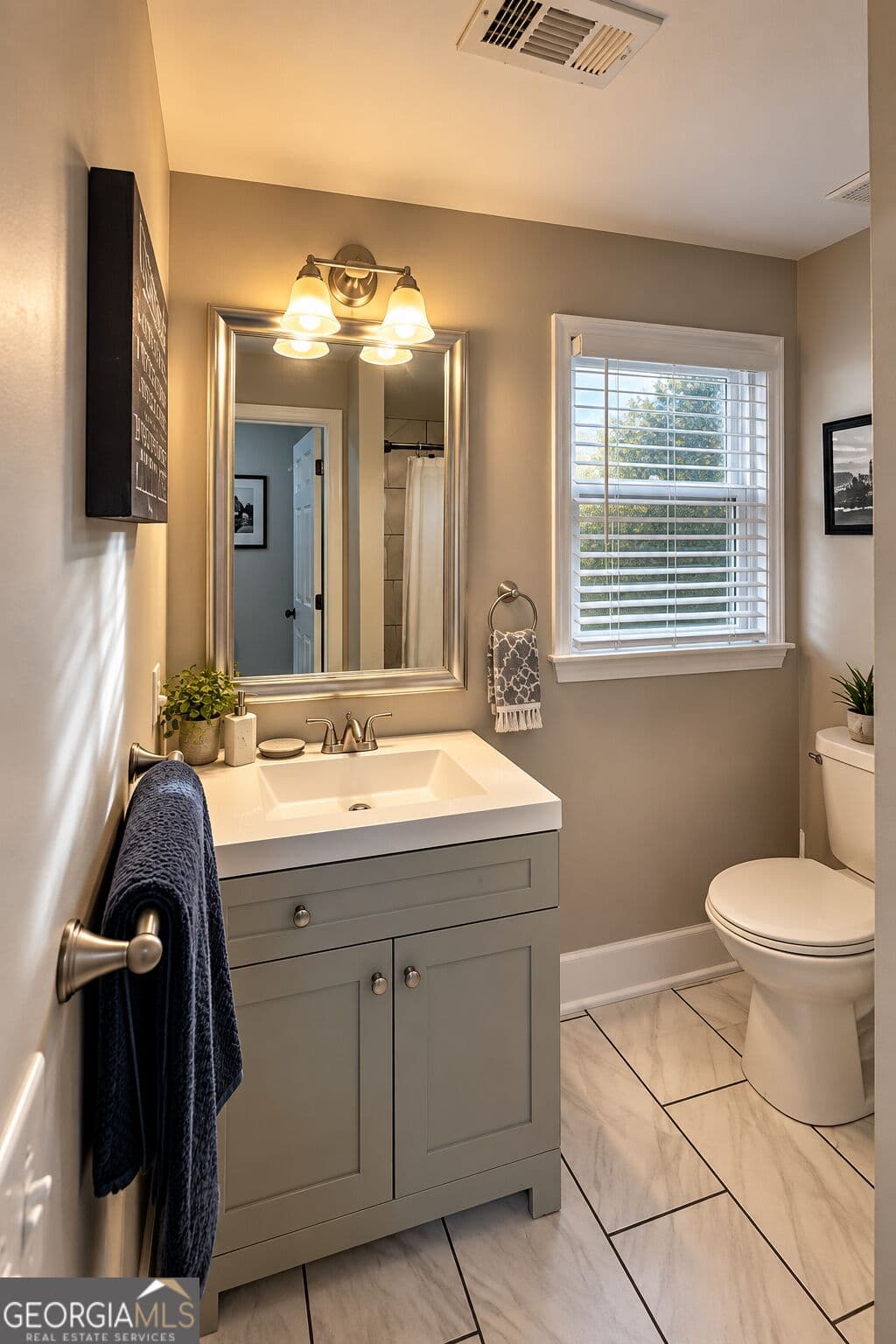 3 bedroom, 2 bathroom, 1,317 sq ft single family residence for sale at 3613 Ale Circle, East Point, GA 30344 — photo 9