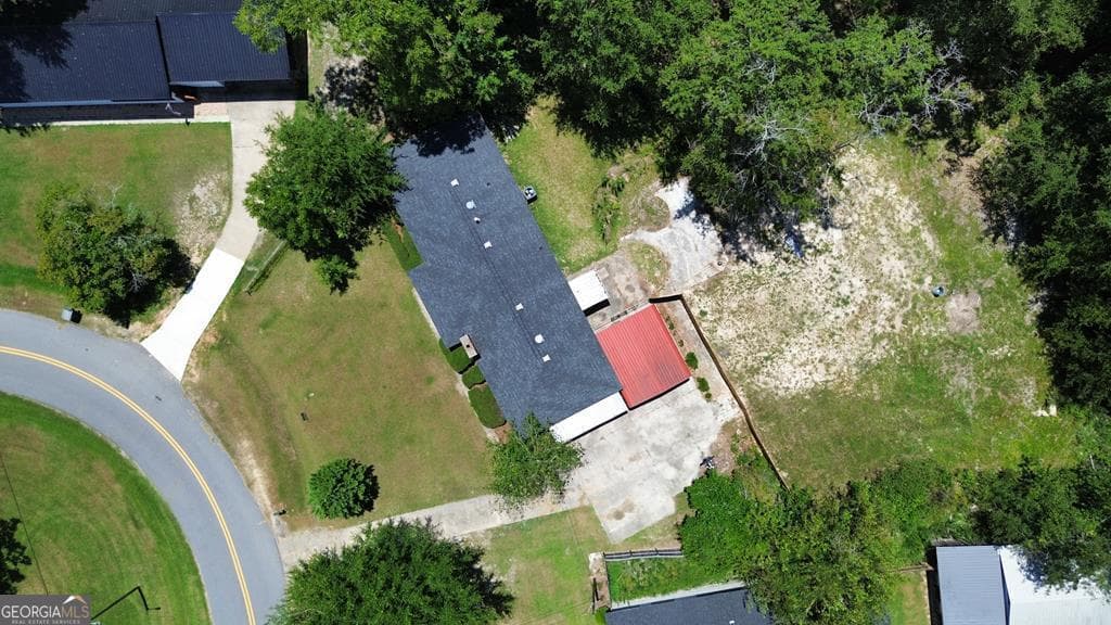3 bedroom, 2 bathroom, 1,971 sq ft single family residence under contract at 108 Plum Street, Dublin, GA 31021 — photo 8
