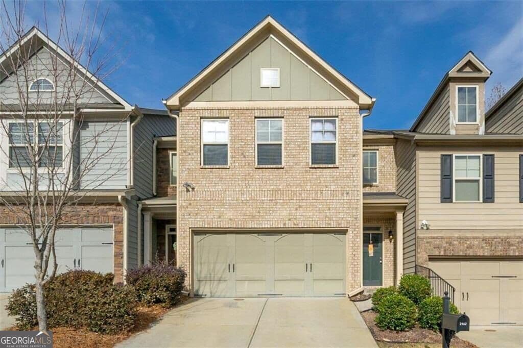 3 bedroom, 2.5 bathroom, 1,926 sq ft townhouse for rent at 2462 Whiteoak Run 18, Smyrna, GA 30080 for $2,850 a month — photo 1 of 18