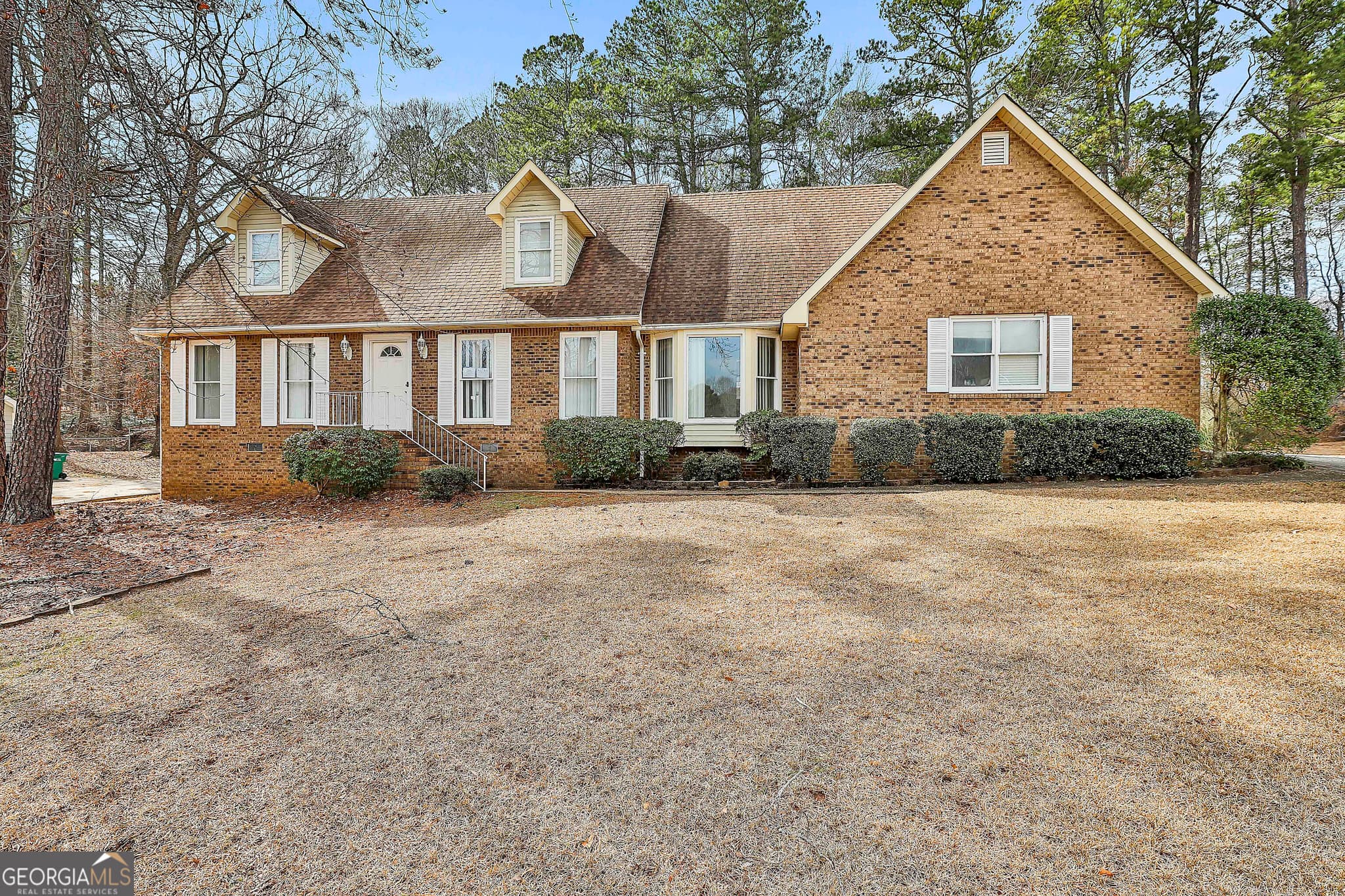 3 bedroom, 2.5 bathroom, 2,153 sq ft single family residence for sale at 8039 Woods Lane, Jonesboro, GA 30236