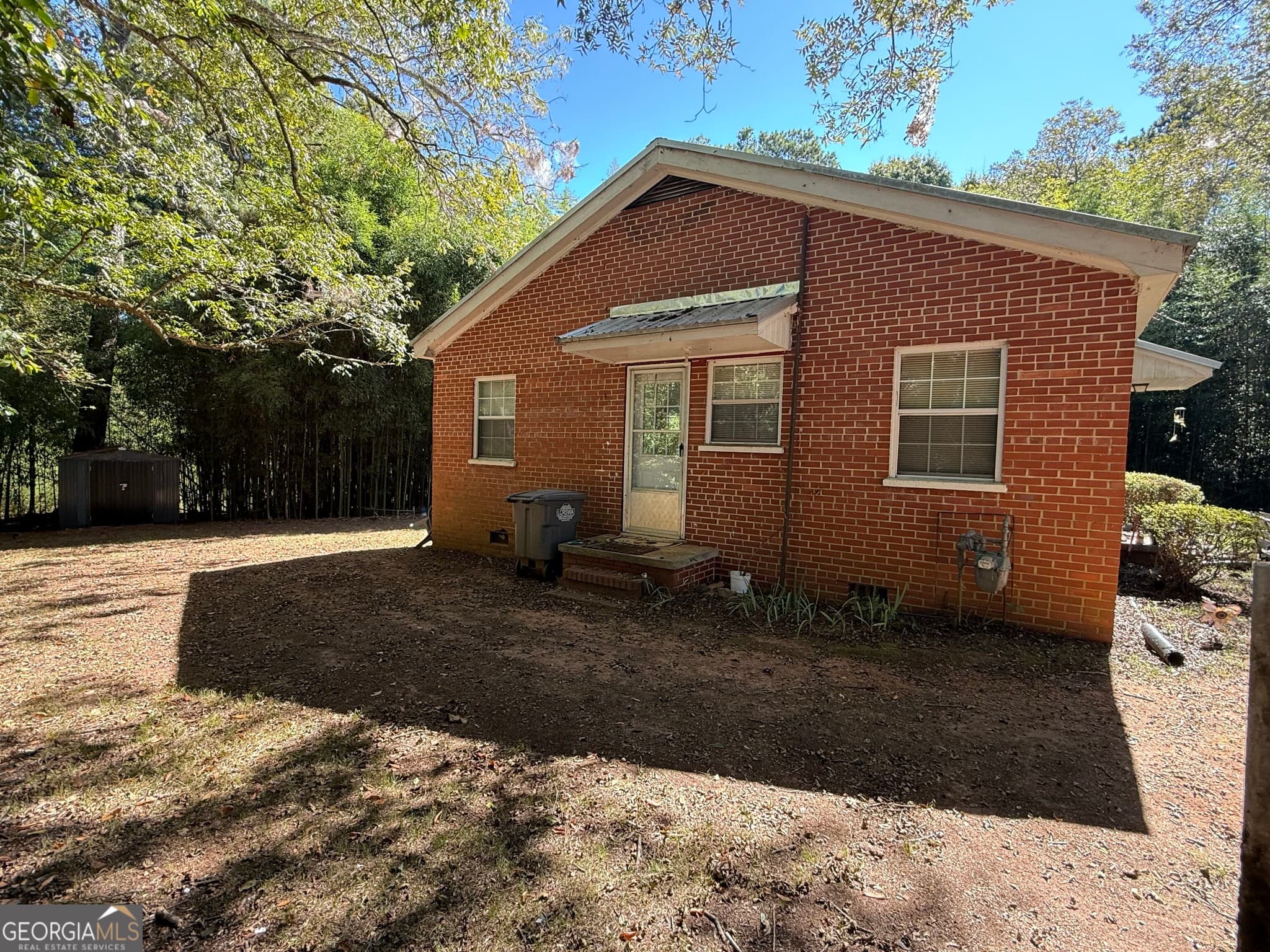 2 bedroom, 1 bathroom, 1,148 sq ft single family residence for sale at 539 Highway 18, Barnesville, GA 30204 — photo 3