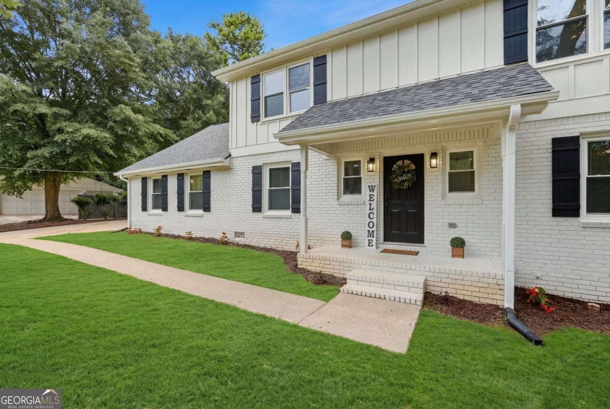 5 bedroom, 3 bathroom, 1,912 sq ft single family residence for sale at 5139 Merry Lane, Gainesville, GA 30504 — photo 7