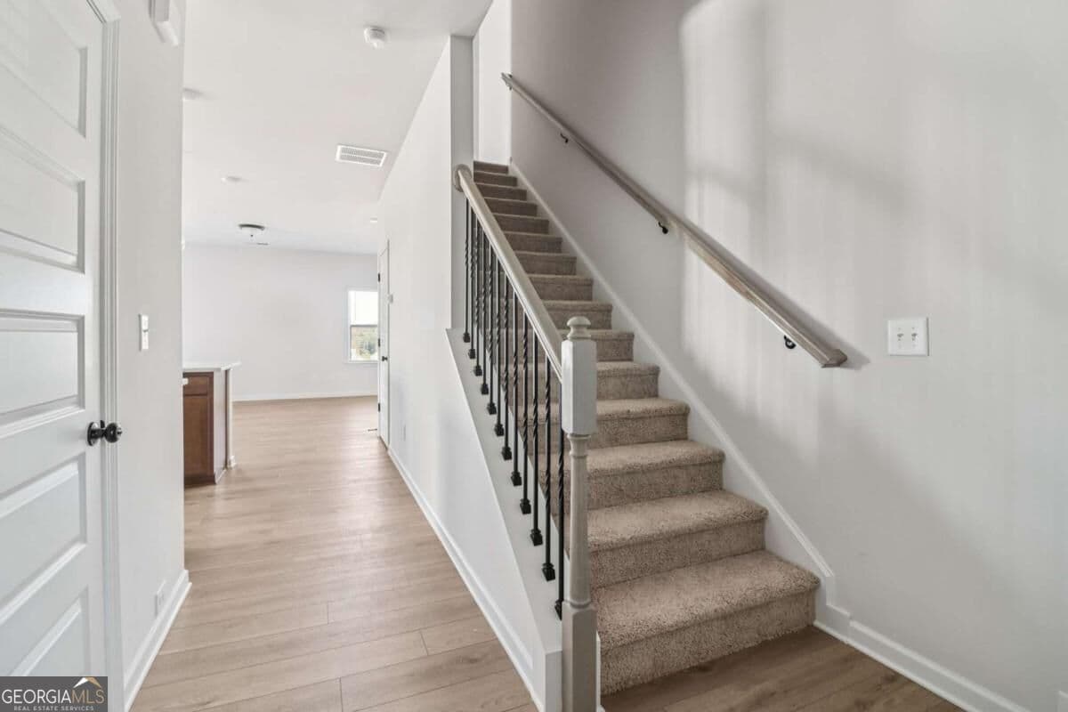 3 bedroom, 2.5 bathroom, 1,933 sq ft single family residence for rent at 706 Shetland Trail, Cartersville, GA 30121 for $2,100 a month — photo 5