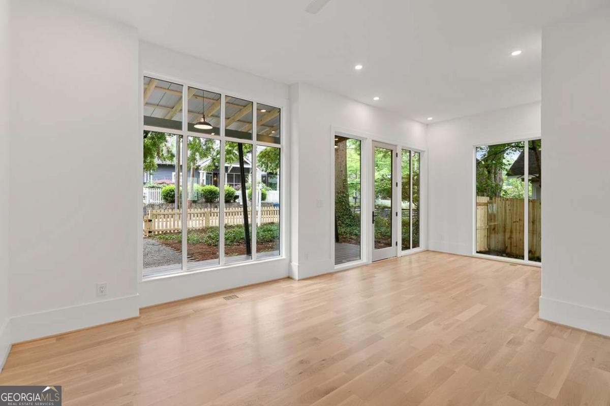 4 bedroom, 3.5 bathroom, 2,275 sq ft single family residence for sale at 1112 Kirkwood Avenue, Atlanta, GA 30316 — photo 3