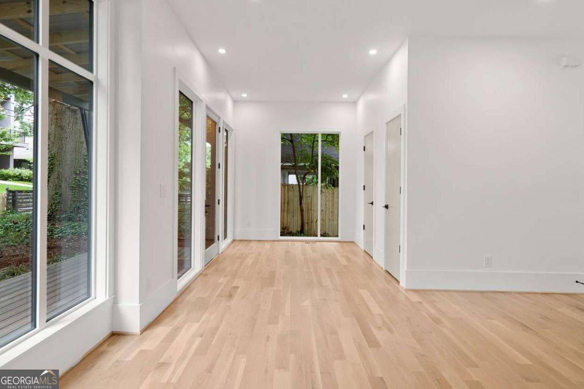 4 bedroom, 3.5 bathroom, 2,275 sq ft single family residence for sale at 1112 Kirkwood Avenue, Atlanta, GA 30316 — photo 5