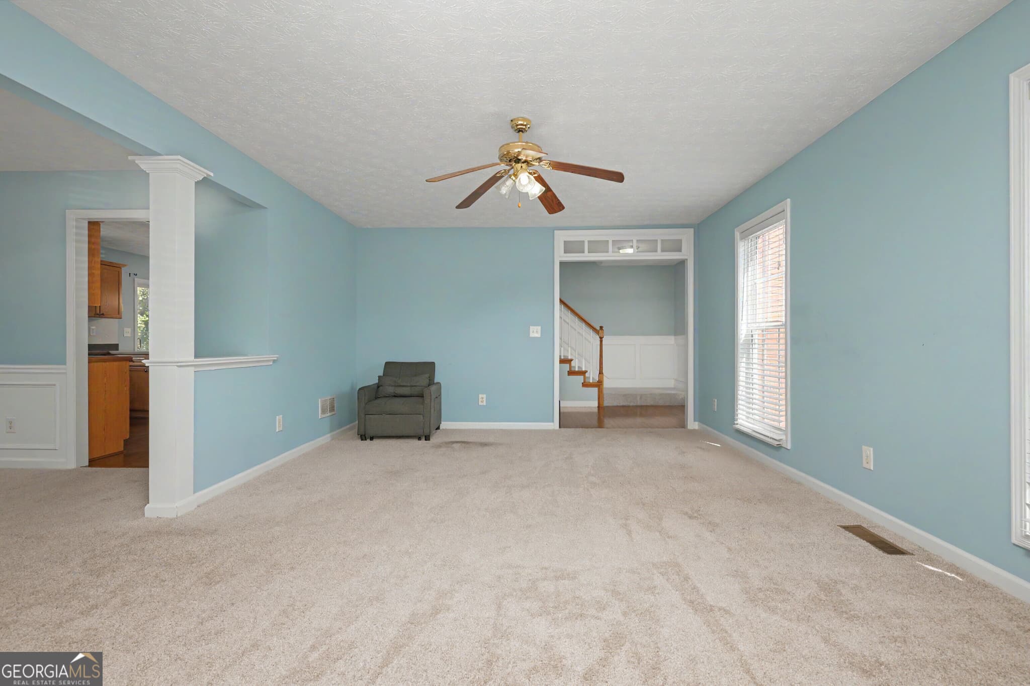 4 bedroom, 2.5 bathroom, 2,633 sq ft single family residence for sale at 339 Meadow Farm Lane, Lawrenceville, GA 30045 — photo 6