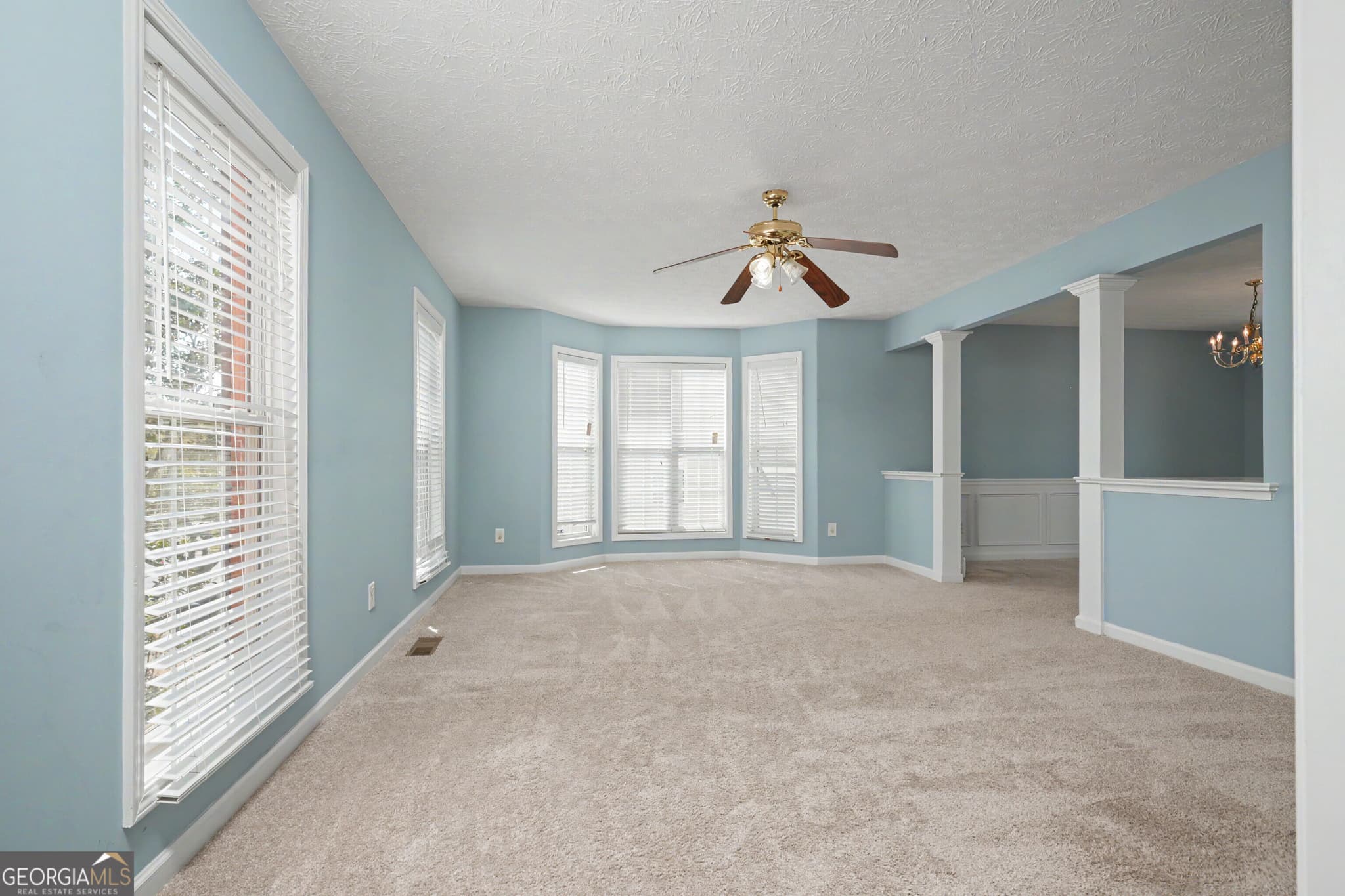 4 bedroom, 2.5 bathroom, 2,633 sq ft single family residence for sale at 339 Meadow Farm Lane, Lawrenceville, GA 30045 — photo 7