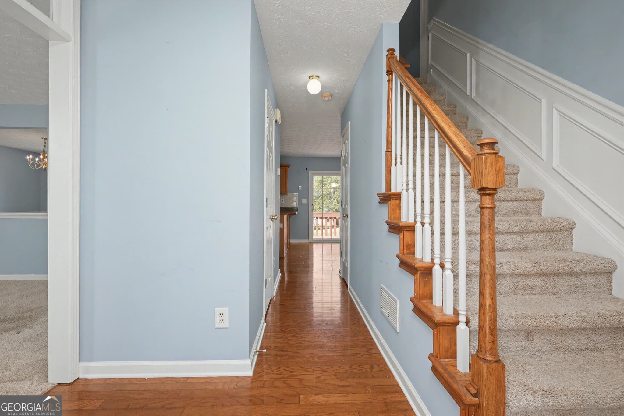 4 bedroom, 2.5 bathroom, 2,633 sq ft single family residence for sale at 339 Meadow Farm Lane, Lawrenceville, GA 30045 — photo 4