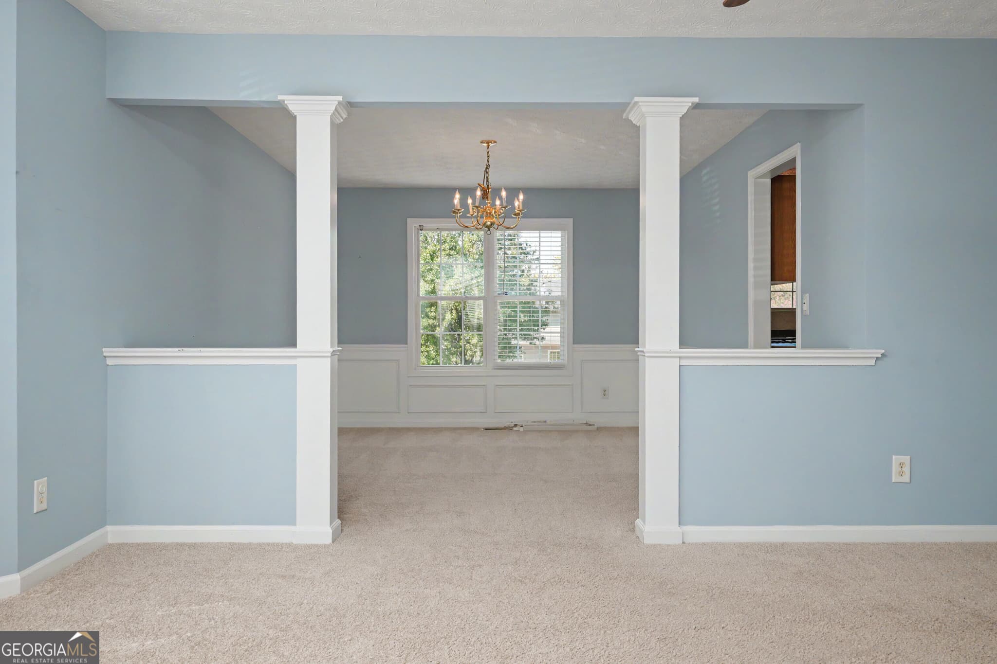 4 bedroom, 2.5 bathroom, 2,633 sq ft single family residence for sale at 339 Meadow Farm Lane, Lawrenceville, GA 30045 — photo 8