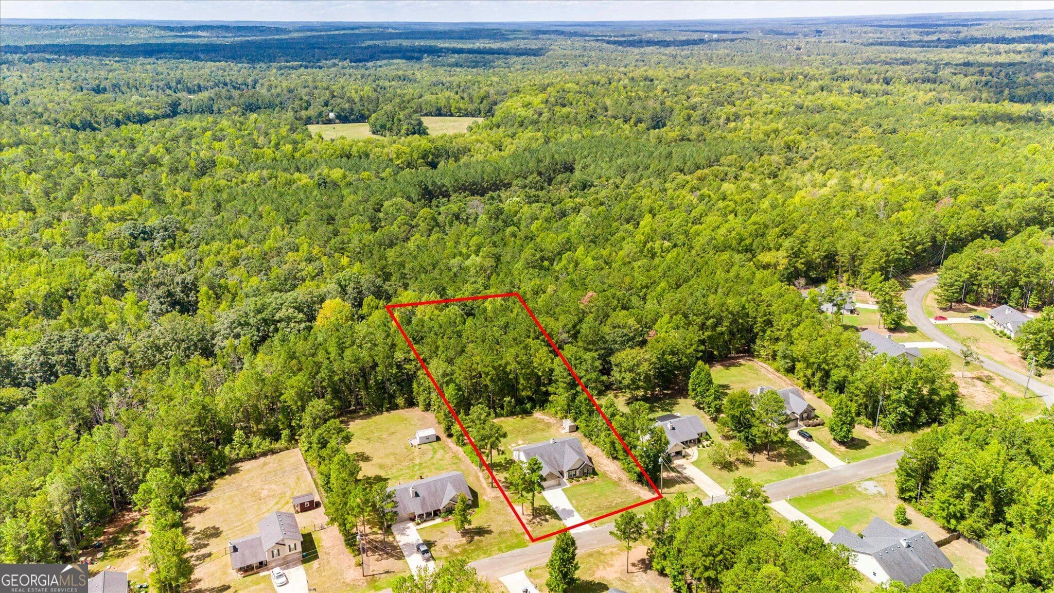 4 bedroom, 2.5 bathroom, 2,324 sq ft single family residence for sale at 1746 Sara Hunter Lane, Milledgeville, GA 31061 — photo 4