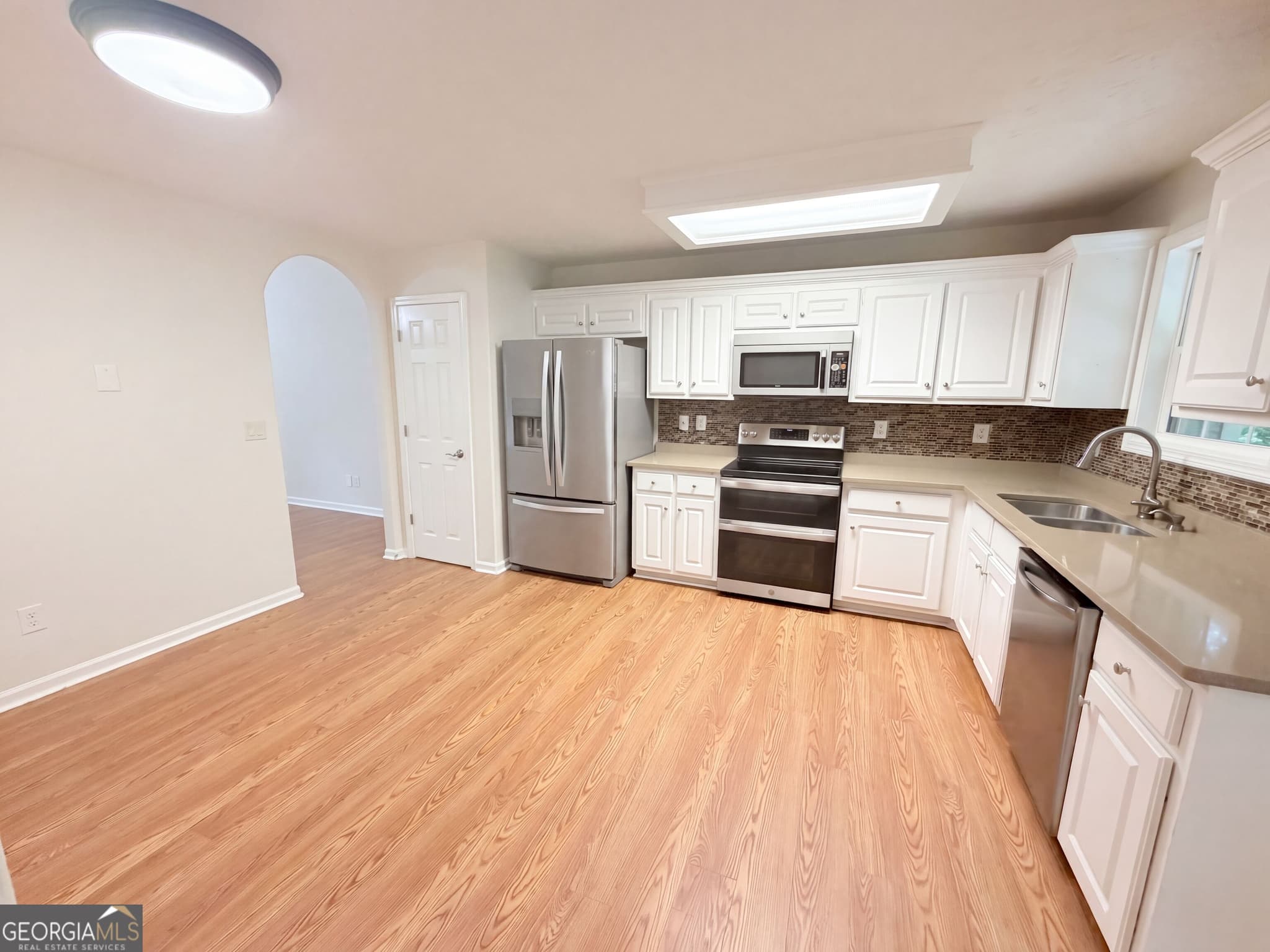 4 bedroom, 3 bathroom, 2,106 sq ft single family residence for sale at 112 Platte Street, Winder, GA 30680 — photo 9