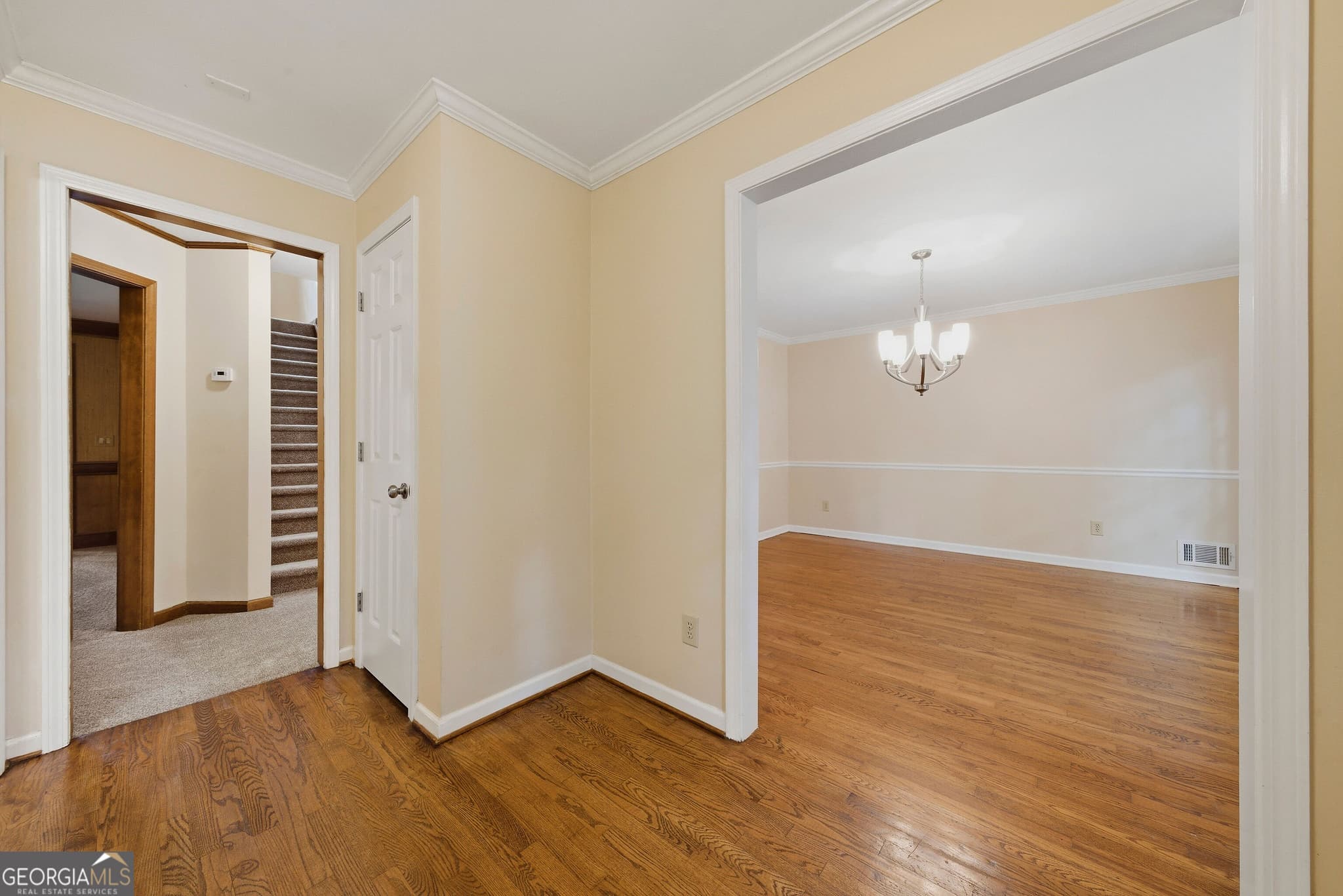 5 bedroom, 2.5 bathroom, 3,458 sq ft single family residence for sale at 100 Lakemont Circle, Fayetteville, GA 30215 — photo 6