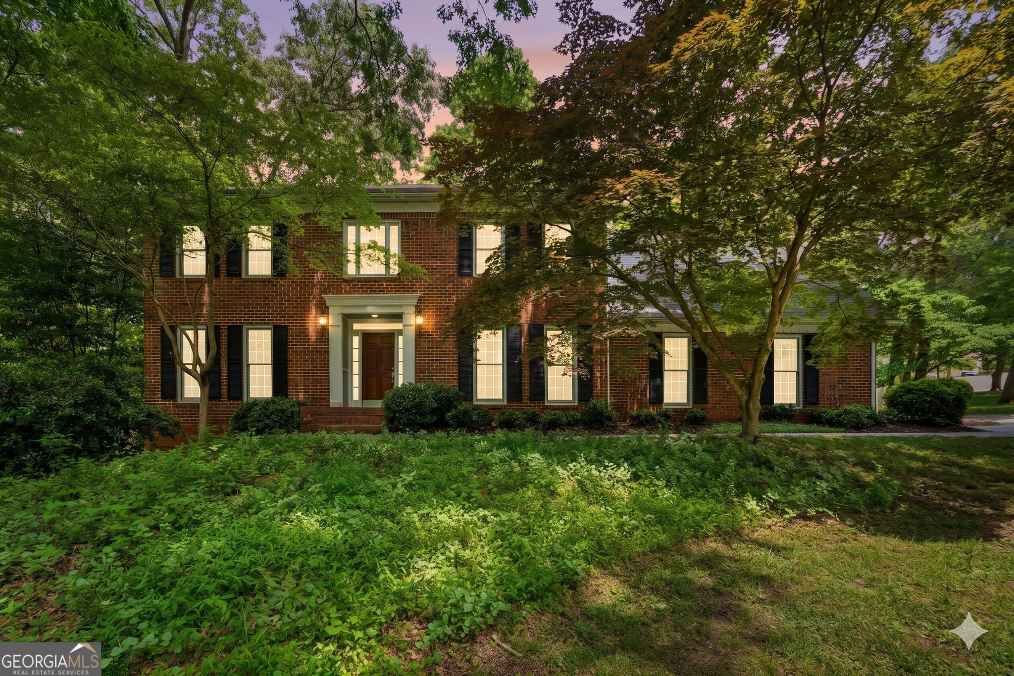 5 bedroom, 2.5 bathroom, 3,458 sq ft single family residence for sale at 100 Lakemont Circle, Fayetteville, GA 30215 — photo 1 of 70