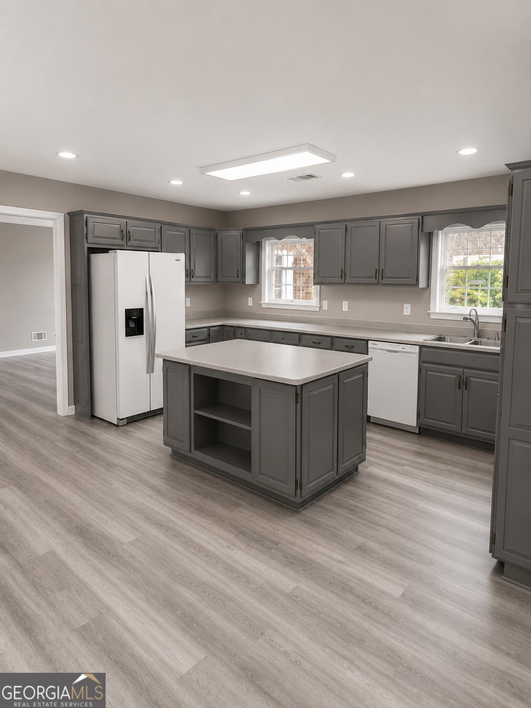 3 bedroom, 2 bathroom, 2,390 sq ft single family residence for sale at 5360 Brooks Lane, Loganville, GA 30052 — photo 10