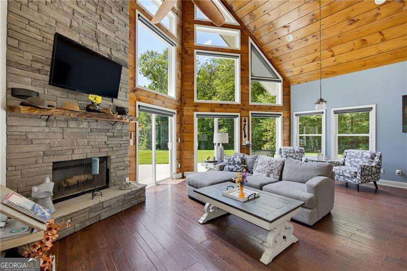 3 bedroom, 3 bathroom, 2,218 sq ft single family residence for sale at 415 Bruce Road, Douglasville, GA 30134 — photo 9