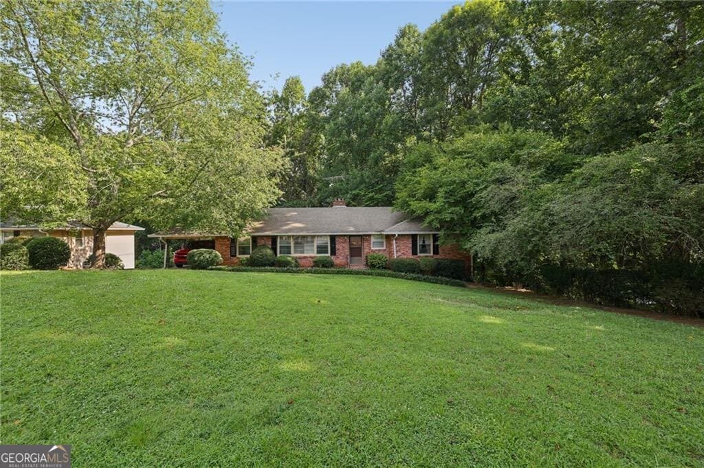 3 bedroom, 3 bathroom, 1,779 sq ft single family residence for sale at 294 Elden Drive, Sandy Springs, GA 30342 — photo 1 of 26