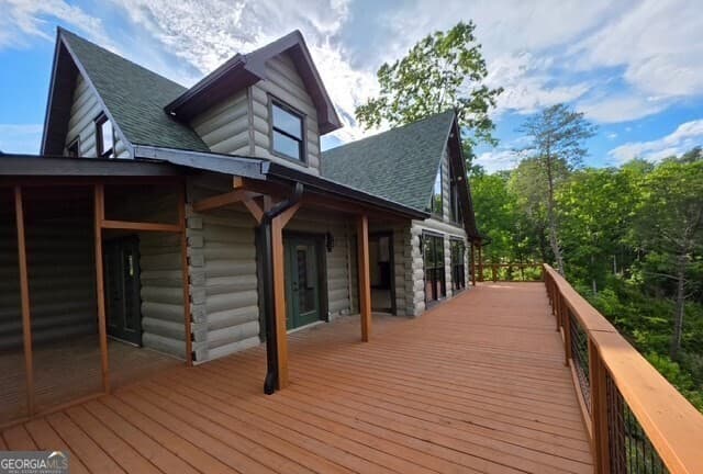 5 bedroom, 3.5 bathroom, 3,675 sq ft single family residence for sale at 95 Ridgeline Lane, Mineral Bluff, GA 30559 — photo 5
