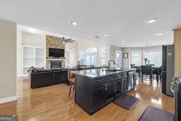 5 bedroom, 4 bathroom, 4,874 sq ft single family residence for sale at 1001 Landmark Drive, Mcdonough, GA 30252 — photo 6